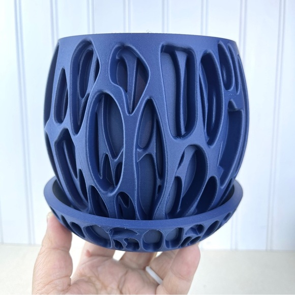 Indoor Flower Pot, The Slime Planter Pot, Houseplants, Ecofriendly - Picture 10 of 11